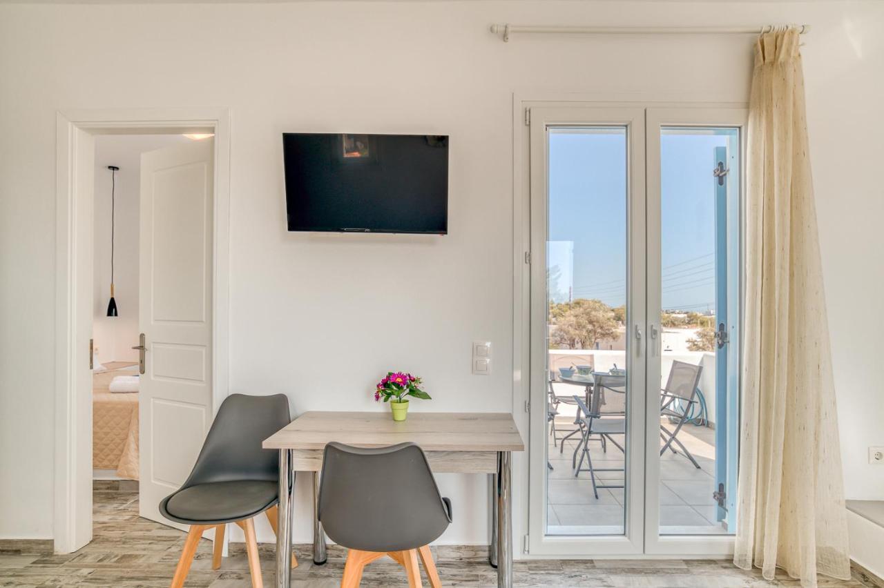 Ippocampos Seaside Serenity - Unwind At Paros Poolside Retreats Alikí Exterior foto