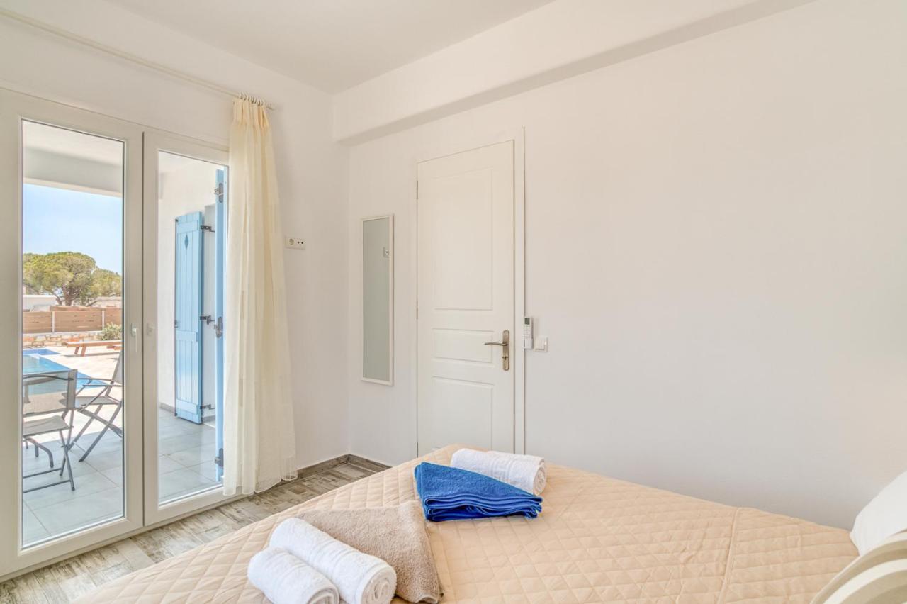 Ippocampos Seaside Serenity - Unwind At Paros Poolside Retreats Alikí Exterior foto